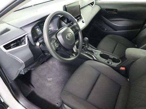 Used 2023 Toyota Corolla LE image 23