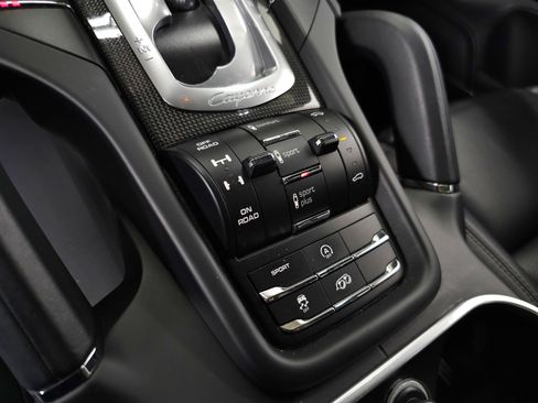 Used 2016 Porsche Cayenne GTS w/ Premium Package Plus image 30
