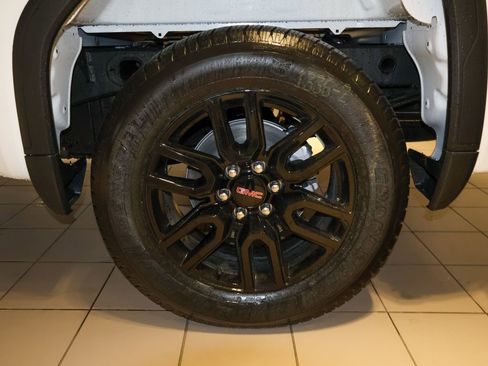 New 2026 GMC Sierra 1500 Elevation image 29