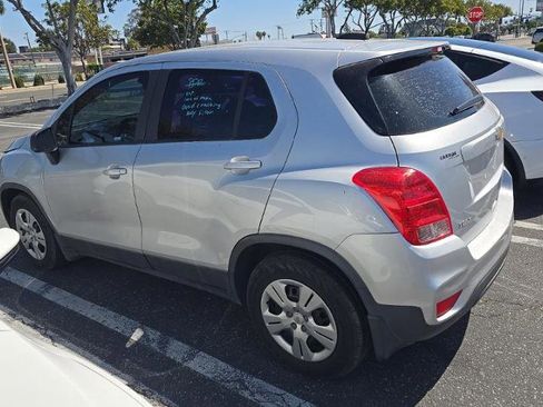 Used 2017 Chevrolet Trax LS w/ LPO, Protection Package FWD image 6