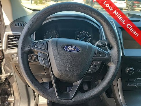 Used 2020 Ford Edge SE image 20