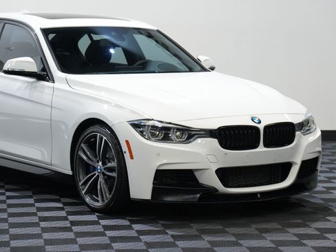 Used 2016 BMW 340i Sedan RWD image 9