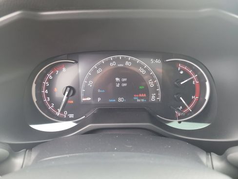 Used 2025 Toyota RAV4 XLE Premium FWD image 33