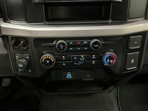 Used 2025 Ford F250 XL w/ STX Appearance Package image 19