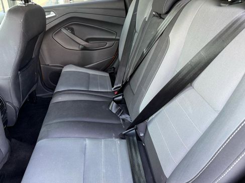 Used 2016 Ford Escape SE w/ Equipment Group 201A image 8