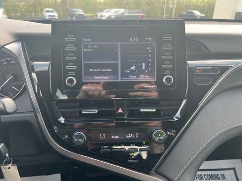 Used 2023 Toyota Camry SE FWD image 16