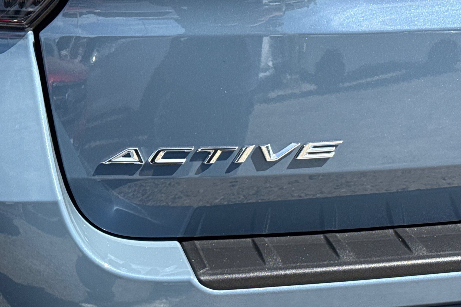 Certified 2025 Ford Explorer Active RWD image 31
