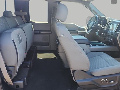 Used 2017 Ford F150 XLT w/ Equipment Group 302A Luxury AWD/4WD image 12