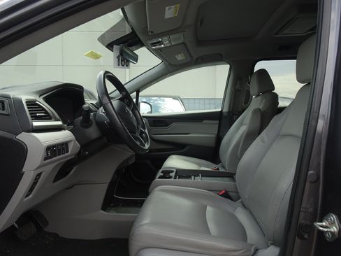 Used 2018 Honda Odyssey EX-L image 6