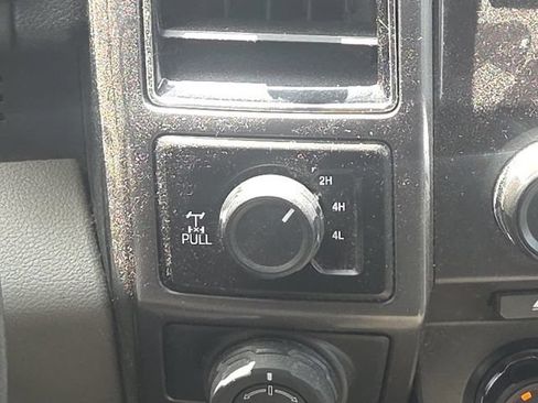 Used 2018 Ford F150 XLT w/ Max Trailer Tow Package AWD/4WD image 28