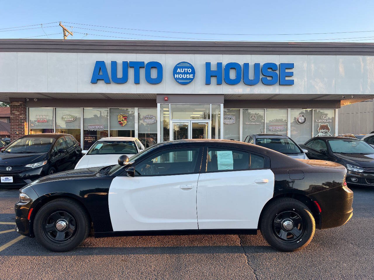 Used 2019 Dodge Charger Police RWD image 10