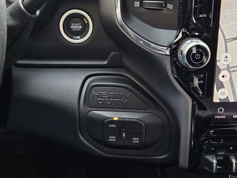 New 2026 RAM 3500 Laramie AWD/4WD image 19