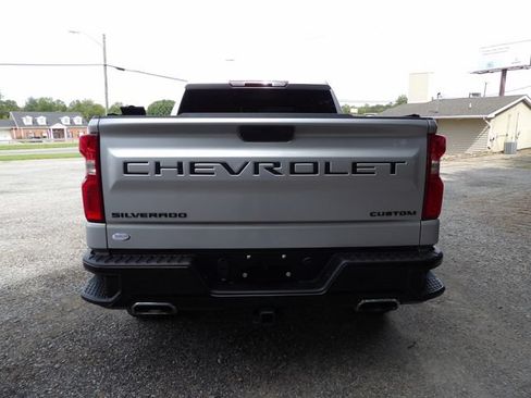 Used 2021 Chevrolet Silverado 1500 Custom Trail Boss w/ Safety Confidence Package AWD/4WD image 4