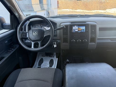 Used 2012 RAM 2500 ST w/ Chrome Appearance Group image 12