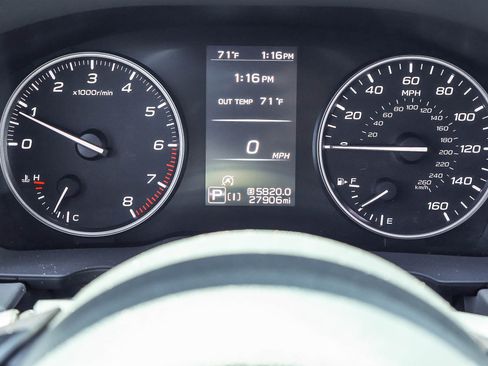 Used 2024 Subaru Crosstrek 2.5i Limited w/ Crosstrek Mirror Package AWD/4WD image 12