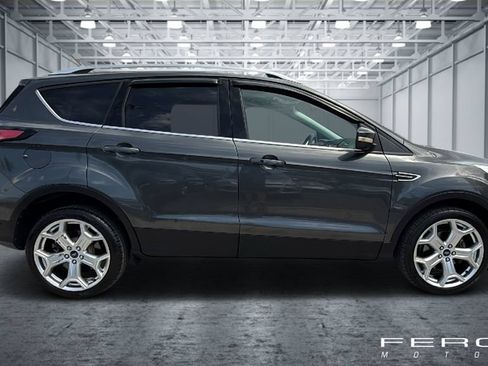 Used 2017 Ford Escape Titanium w/ Equipment Group 301A FWD image 6