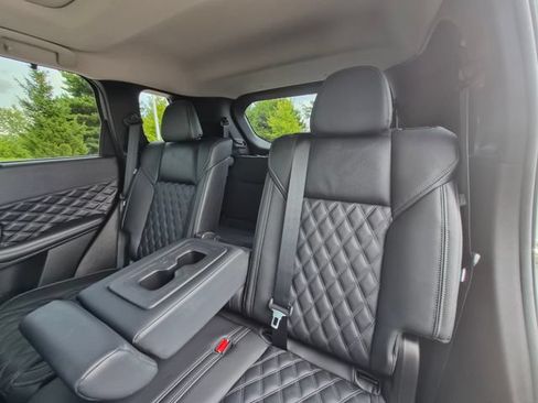 Used 2024 Mitsubishi Outlander SEL AWD/4WD image 34