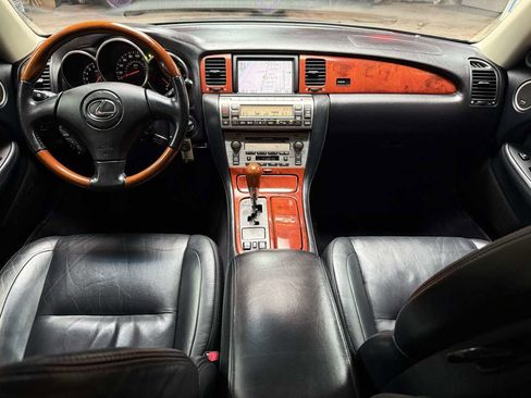 Used 2002 Lexus SC 430 Convertible RWD image 16