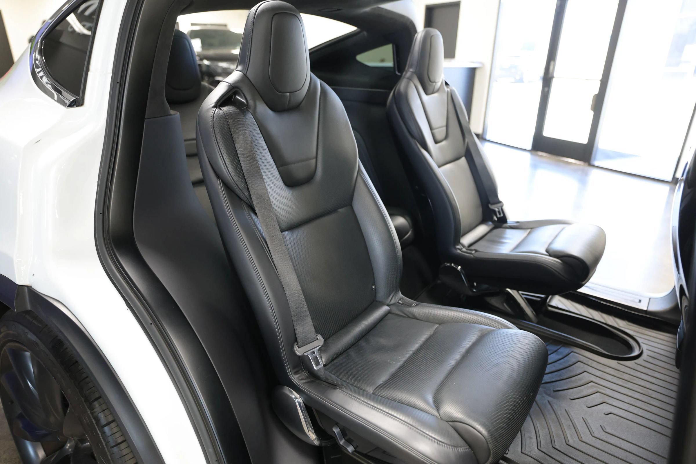 Used 2016 Tesla Model X 90D AWD/4WD image 39