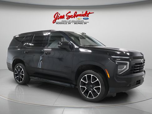 Used 2025 Chevrolet Tahoe RST w/ Comfort Package AWD/4WD image 1