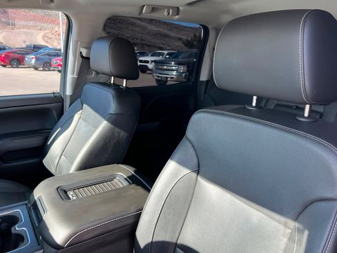 Used 2018 Chevrolet Silverado 1500 LTZ Z71 w/ Redline Edition image 17