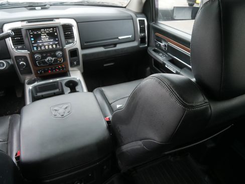 Used 2016 RAM 2500 Laramie w/ Sport Appearance Group image 11