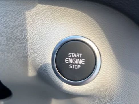 New 2026 Volvo XC40 B5 Ultra w/ Climate Package image 13