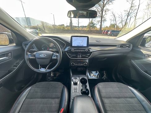 Used 2022 Ford Escape SEL w/ SEL Stealth AWD Package image 31