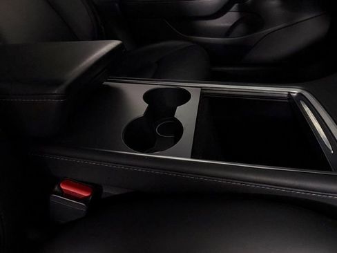 Used 2022 Tesla Model 3 image 15