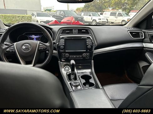 Used 2018 Nissan Maxima 3.5 SV image 16