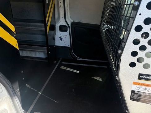 Used 2021 RAM ProMaster City Tradesman SLT FWD image 34