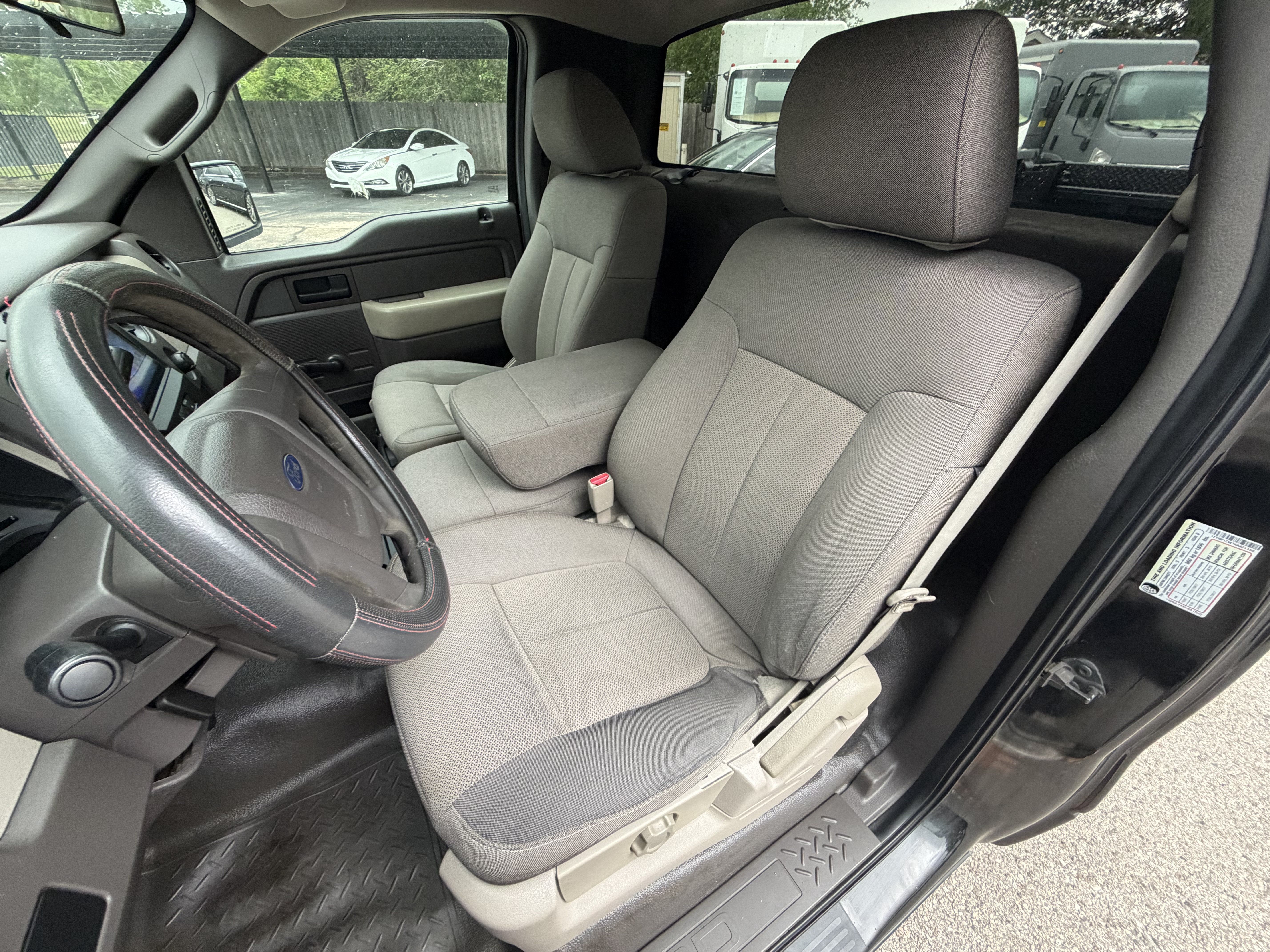 Used 2010 Ford F150 XL RWD image 21