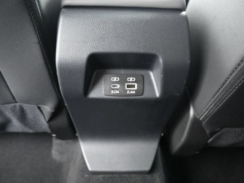 Used 2024 Subaru Crosstrek 2.0i Premium AWD/4WD image 23