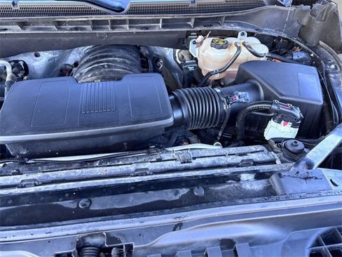 Used 2022 Chevrolet Silverado 1500 LT Trail Boss image 28