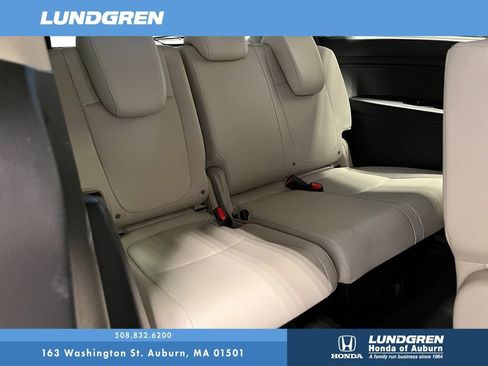New 2026 Honda Odyssey EX-L image 9