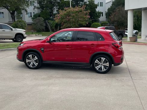 Used 2024 Mitsubishi Outlander Sport AWD image 3