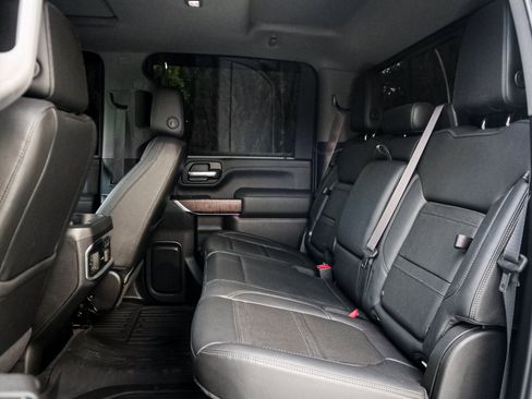 Used 2020 GMC Sierra 3500 Denali w/ Denali Ultimate Package AWD/4WD image 8