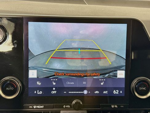 Used 2024 Lexus NX 250 FWD image 16