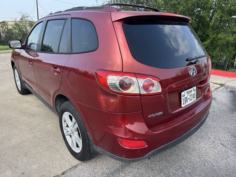 Used 2010 Hyundai Santa Fe SE FWD image 5