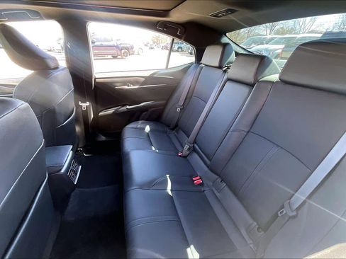 Used 2025 Toyota Camry XSE w/ Premium Package image 21