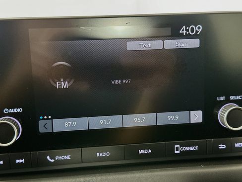 Used 2024 Honda HR-V Sport image 21