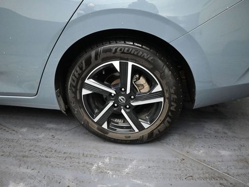 Used 2024 Nissan Sentra SV image 14