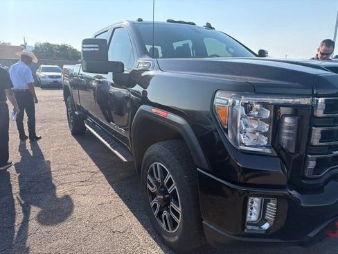 Used 2022 GMC Sierra 2500 AT4 AWD/4WD image 7