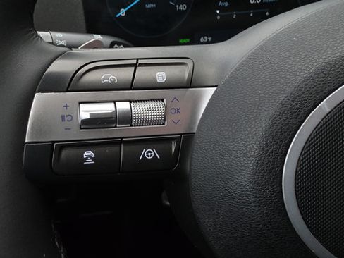 Used 2024 Hyundai Kona SEL FWD image 13