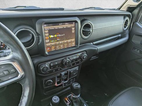 Used 2021 Jeep Wrangler Unlimited Sahara image 15