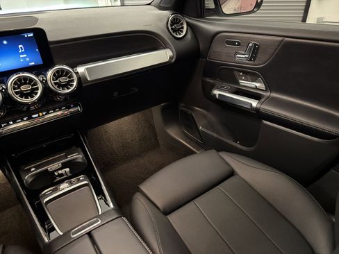 Certified 2026 Mercedes-Benz GLB 250 image 28