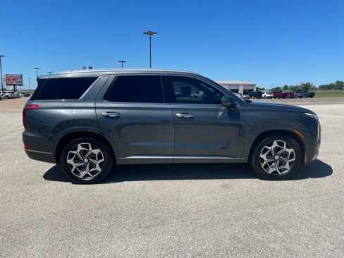 Used 2022 Hyundai Palisade Calligraphy FWD image 3