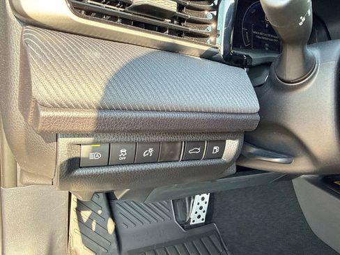 New 2026 Toyota Camry SE w/ Convenience Package FWD image 28