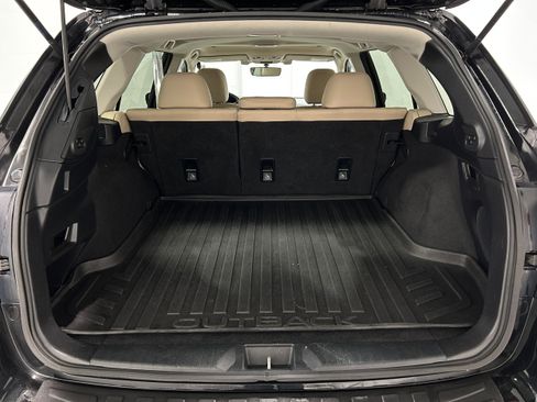 Used 2018 Subaru Outback 2.5i Limited image 30