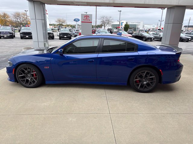 Used 2019 Dodge Charger Scat Pack w/ Technology Group RWD image 10